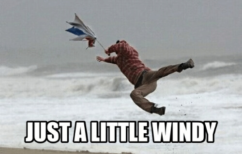 Anglojęzyczne memy o silnym wietrze, parasol
